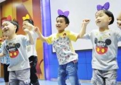 (yng)СW(xu)꼉(j)ӢZ(y)
